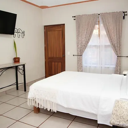 Encanto De La Sierra Hotel Mascota Exterior photo